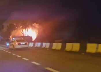 მცხეთასთან, ავტობანზე ყვავილების ჯიხური დაიწვა