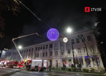 თბილისში, ჭავჭავაძის გამზირზე მდებარე შენობაში ხანძარი ლიკვიდირებულია