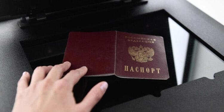 აზერბაიჯანი რუსეთის მოქალაქეებისთვის სავიზო შეზღუდვებს აწესებს