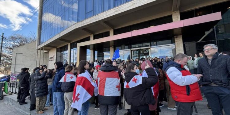 “GPI ჰოლდინგის” თანამშრომლების ნაწილი გაიფიცა
