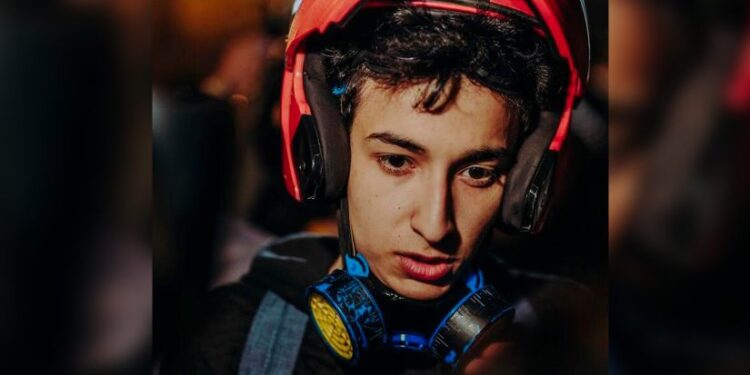 სანდრო ქინქლაძემ იზოლატორი დატოვა