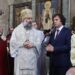 პრემიერმა ეკლესიას 1 ლარად ჰექტრობით მიწის ნაკვეთები გადასცა