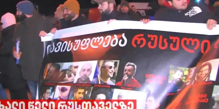 გლდანის ციხესთან ლოზუნგით – „თავისუფლება რუსული რეჟიმის პატიმრებს” აქცია მიმდინარეობს