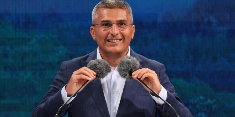 მდინარაძე: აწი თუ ვინმე მხარს დაგვიჭერს, ჯერ ვიკითხავთ ხოლმე მადლობა რამე უხერხულობას ან პრობლემას ხომ არ შეუქმნის