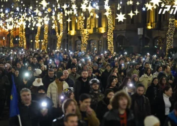 რუსთაველის გამზირზე პროტესტი გრძელდება