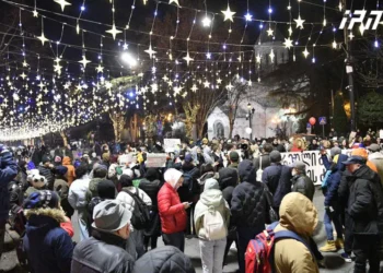 პარლამენტთან აქცია განახლდა – აქციის მონაწილეებმა საავტომობილო გზა გადაკეტეს