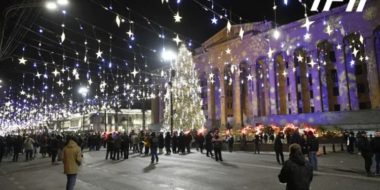 პარლამენტთან საპროტესტო აქცია დასრულდა