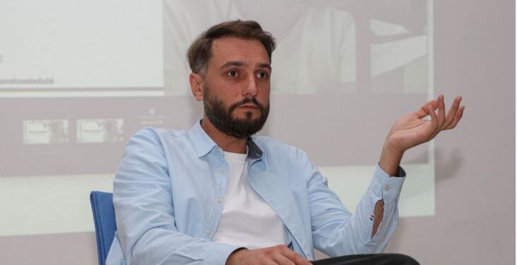 ” მირტყეს რა თქმა უნდა, მაგრამ ჩემს გარშემო ადამიანებს ისე უმოწყალოდ ექცეოდნენ, ამის აღნიშვნაც არ ღირს ალბათ” – გიორგი ბახუტაშვილი