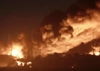 უკრაინულმა დრონებმა რუსეთის სმოლენსკის ოლქში ნავთობის საცავს დაარტყეს