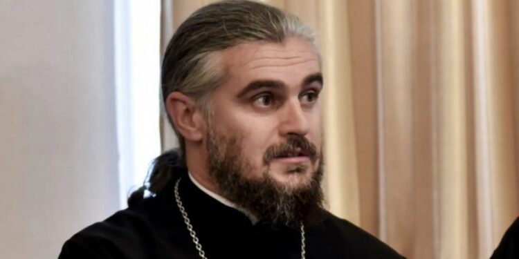 “ტაძარში ფიზიკურად არ შემოჭრილან” – დეკანოზ შალვა კეკელიას ინტერვიუ “პუბლიკასთან”