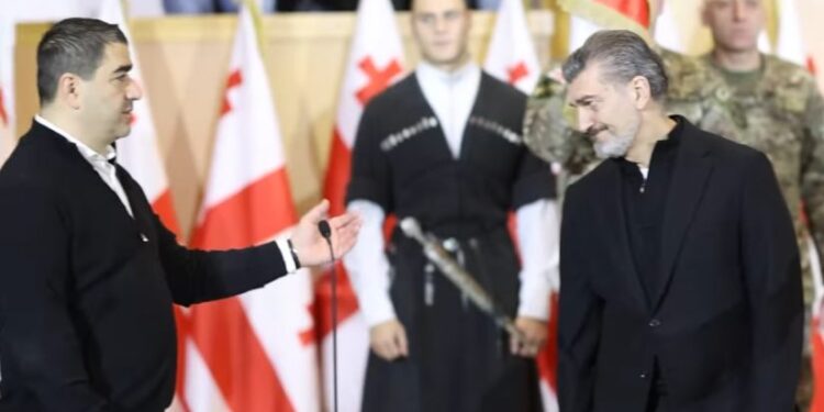 პაპუაშვილის თქმით, მიხეილ ყაველაშვილი საქმიანობას ორბელიანების სასახლიდან გააგრძელებს