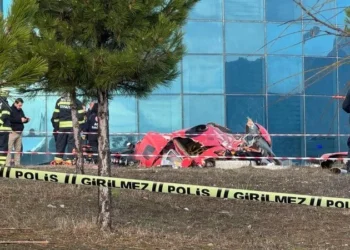 თურქეთში ვერტმფრენი საავადმყოფოს შენობას შეეჯახა, დაიღუპა 4 ადამიანი