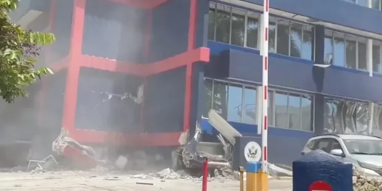 ვიდეო – ვანუატუში 7.3 მაგნიტუდის სიმძლავრის მიწისძვრა მოხდა