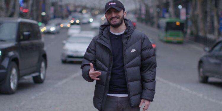 არსებული ინფორმაციით, ჟურნალისტი ბექა ყორშია დააკავეს