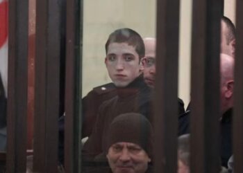 აქციების ფარგლებში დაკავებული ირაკლი მიმინოშვილი სხდომაზე უჰაერობის გამო შეუძლოდ გახდა