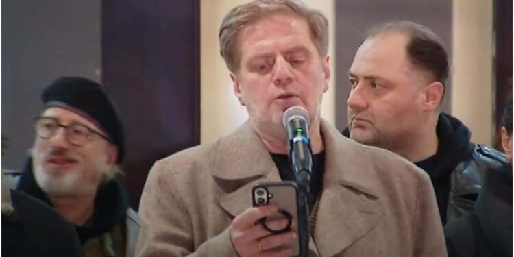 მოვითხოვთ ანდრო ჭიჭინაძისა და რეჟიმის პატიმრების გათავისუფლებას 20 იანვრამდე – ახალი თეატრის საგანგებო განცხადება