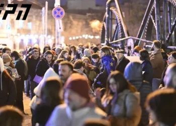 „სოციალური სამართლიანობა შეუძლებელია ოლიგარქიაში“ – აქციის მონაწილეები რესპუბლიკის მოედანზე იკრიბებიან