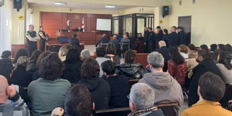 მოსამართლემ ბათუმის ხელოვნების უნივერსიტეტის დეკანი და ამავე უნივერსიტეტის 3 სტუდენტი გირაოს სანაცვლოდ გაათავისუფლა, ხოლო 1 სტუდენტი პატიმრობაში დატოვა