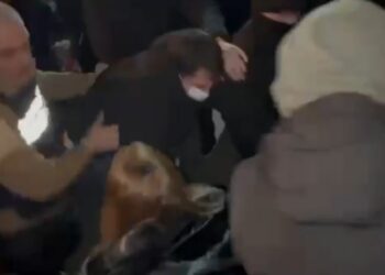 ბათუმში 10-მდე აქტივისტი დააკავეს