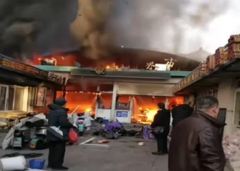 8 ადამიანი ემსხვერპლა ბოსტნეულის ბაზარში გაჩენილ ხანძარს, ჩინეთში