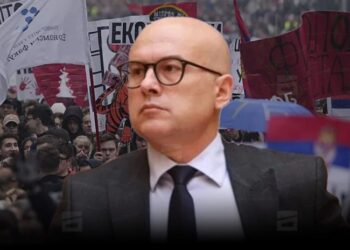 რამდენიმეთვიანი ანტისამთავრობო აქციების ფონზე, სერბეთის პრემიერი ოფიციალურად გადადგა