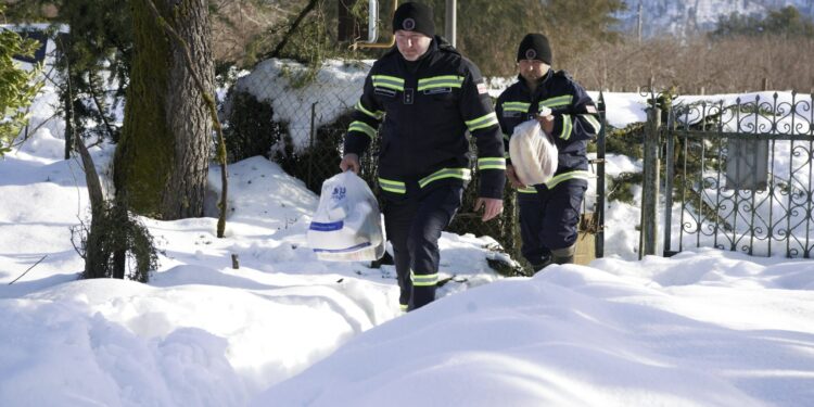 მეხანძრე-მაშველები გურიის რეგიონში მოქალაქეების დახმარებას აქტიურ რეჟიმში განაგრძობენ – შსს