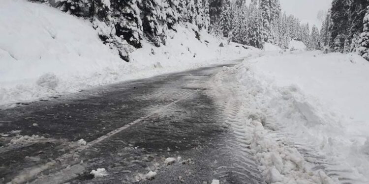 საჯავახო-ჩოხატაურის მონაკვეთზე მოძრაობა დროებით შეიზღუდა