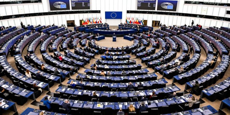 სანქციები, არ აღიარება და ახალი არჩევნები – ევროპარლამენტმა საქართველოზე რეზოლუციას მხარი დაუჭირა