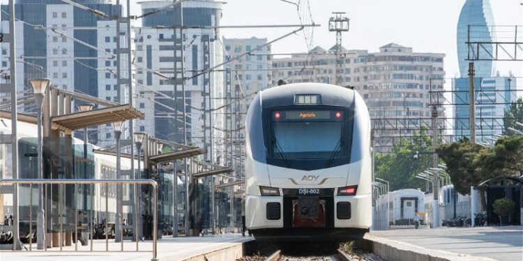 როდიდან იგეგმება ბაქო-თბილისი-ბაქოს მარშრუტზე სამგზავრო მატარებლების მოძრაობის დაწყება