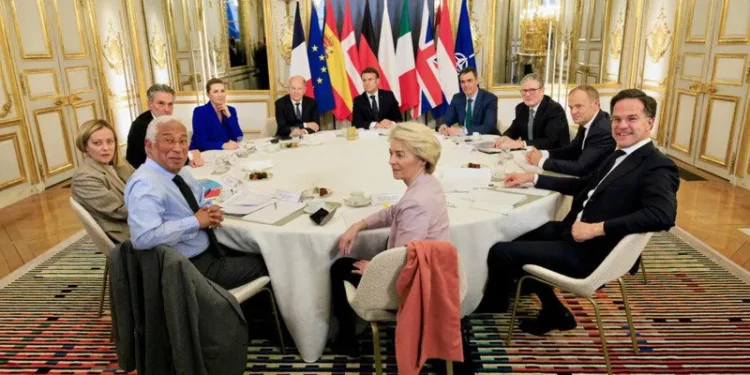 რაზე ესაუბრა მაკრონი ტრამპს და ზელენსკის ევროპული ლიდერების შეხვედრის შემდეგ