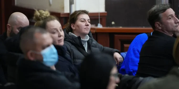 ქუთაისის საქალაქო სასამართლომ 9 პირი, მათ შორის ნინო ქათამაძე, ლადო აფხაზავა, მაია ცირამუა და ჟურნალისტები სამართალდამრღვევად ცნო და 5000-5000 – ლარიანი ჯარიმა დააკისრა