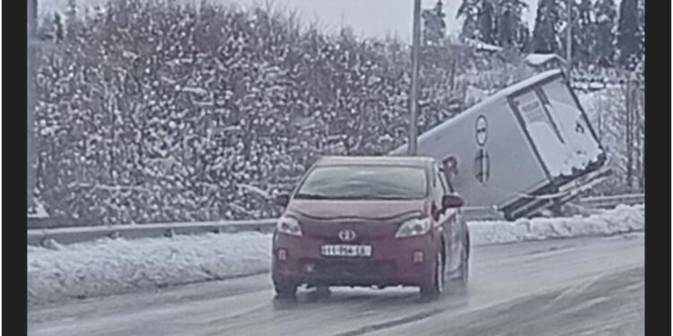 ავტოსაგზაო შემთხვევა ქობულეთის შემოვლით გზაზე