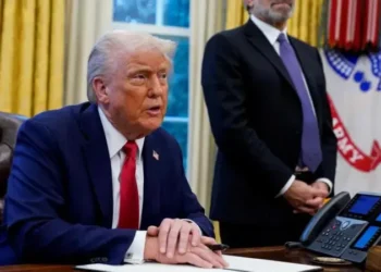 დონალდ ტრამპმა მექსიკისა და კანადისთვის ტარიფების დაწესება შეაჩერა