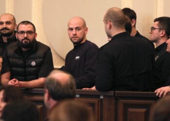 ანდრო ჭიჭინაძის და სხვა დაკავებულების სასამართლოზე დასასწრებად საქალაქოში აშშ-ისა და გერმანიის საელჩოს წარმომადგენლები მივიდნენ