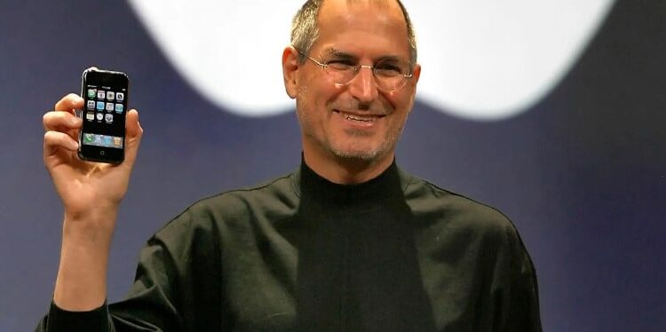 რას ნიშნავს ასო „i“ iPhone-ს დასახელებაში?