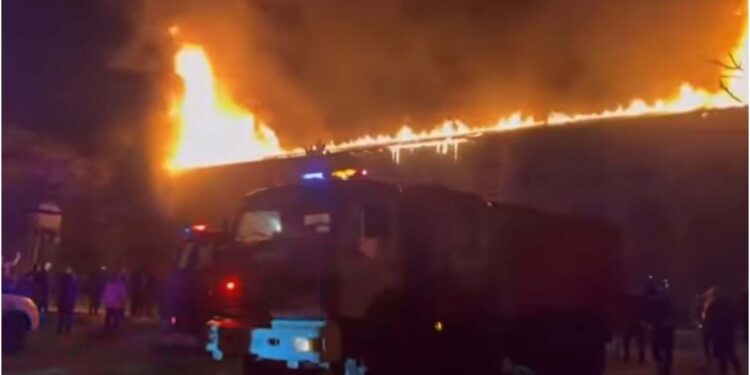 სურამში, სკოლის შენობაში ხანძარია