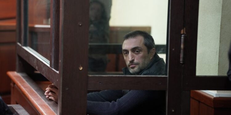 სასამართლომ ექიმი გიორგი ახობაძე პატიმრობაში დატოვა