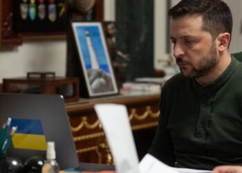 ზელენსკის იმედი აქვს, რომ აშშ-უკრაინის გუნდების შეხვედრა საუდის არაბეთში დადებით შედეგს მოიტანს