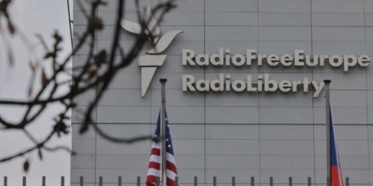 აშშ-ის სასამართლომ დროებით შეაჩერა “რადიო თავისუფლების” დაფინანსების შეწყვეტის ბრძანება