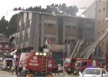 თურქეთში, ზამთრის კურორტზე გაჩენილ ხანძარს მამა-შვილი შეეწირა