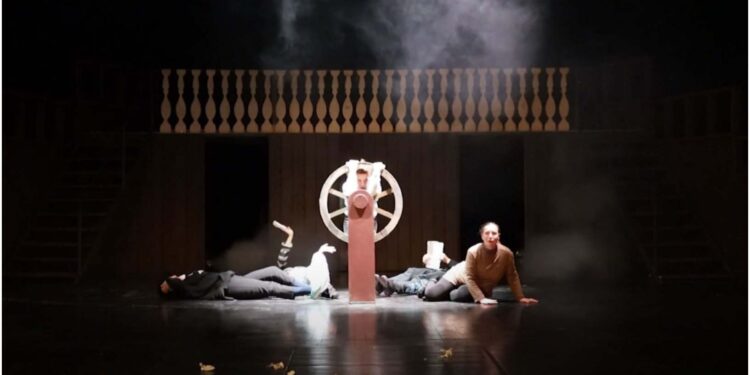 „იფიგენია ავლისში“ – ოზურგეთის თეატრის სცენაზე სპექტაკლის რეპეტიციები მიმდინარეობს