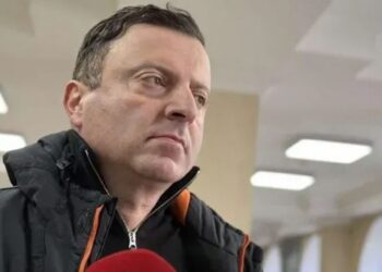 იუმორისტ ვასო ფხაკაძეს ყოფილი პოლიციელი სახლში მიადგა, ოჯახის წევრს ნომერი მოტყუებით გამოართვა, დაურეკა და დაემუქრა – ადვოკატი