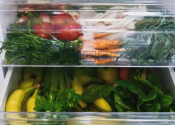 რომელი ხილი და ბოსტნეული უნდა ინახებოდეს მაცივარში და რომელი არა? – მნიშვნელოვანი ინფორმაცია, რომელიც აუცილებლად გამოგადგებათ