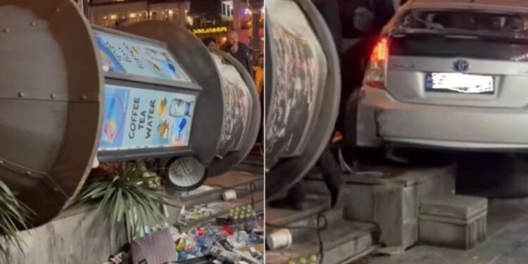 ვიდეო – თბილისში ავტომანქანა ჯიხურს დაეჯახა