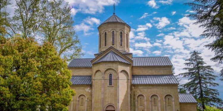 როდის ჩატარდება შვიდგზის ზეთისცხება ოზურგეთის საკათედრო ტაძარში