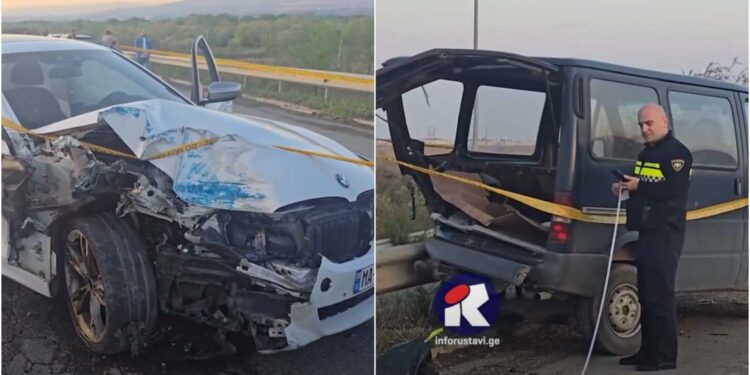 ვიდეო – ერთმანეთს ორი მანქანა დაეჯახა – ავარია თბილისი-რუსთავის ავტობანზე