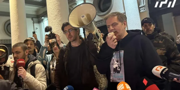 დათო დოიაშვილი – ვცხოვრობ სახელმწიფოში, სადაც სოლიდარობის ყველაზე მეტად ეშინიათ, ამ ყველაფერს ველოდი, მიკვირს, რომ ამდენი ხანი გვაცალეს