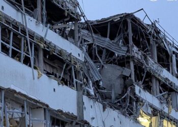 რუსებმა კიევზე ფრთოსანი და ბალისტიკური რაკეტებით იერიში მიიტანეს