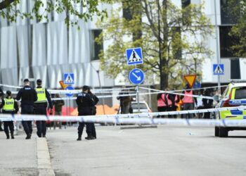 შვედეთში სროლის შედეგად 3 ადამიანი დაიღუპა, თავდამსხმელი შემთხვევის ადგილიდან მიიმალა