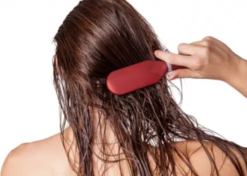 5 რჩევა, რომელიც სველ თმას ეხება